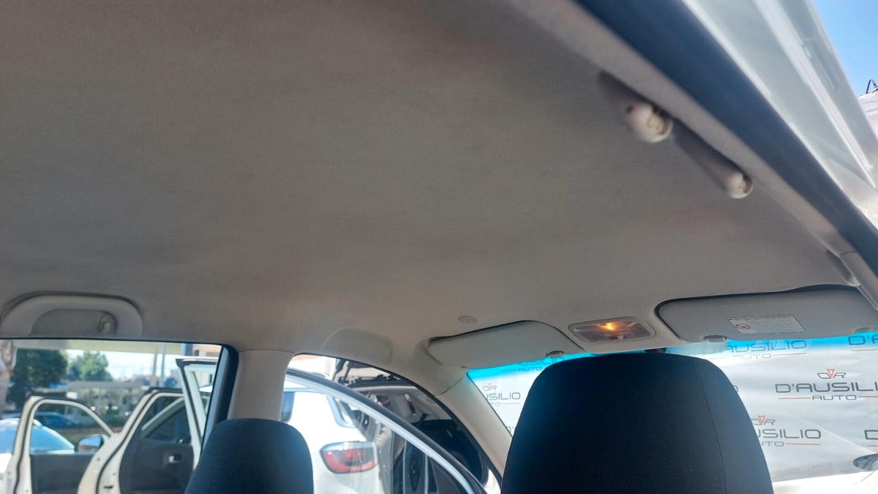 Hyundai i10 1.1 12V Automatico
