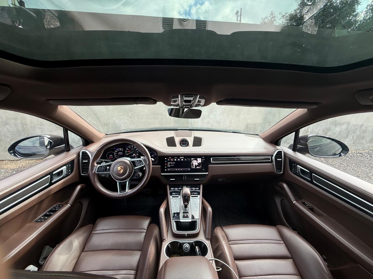 Porsche Cayenne Coupé 3.0 V6 E-Hybrid Platinum Edition