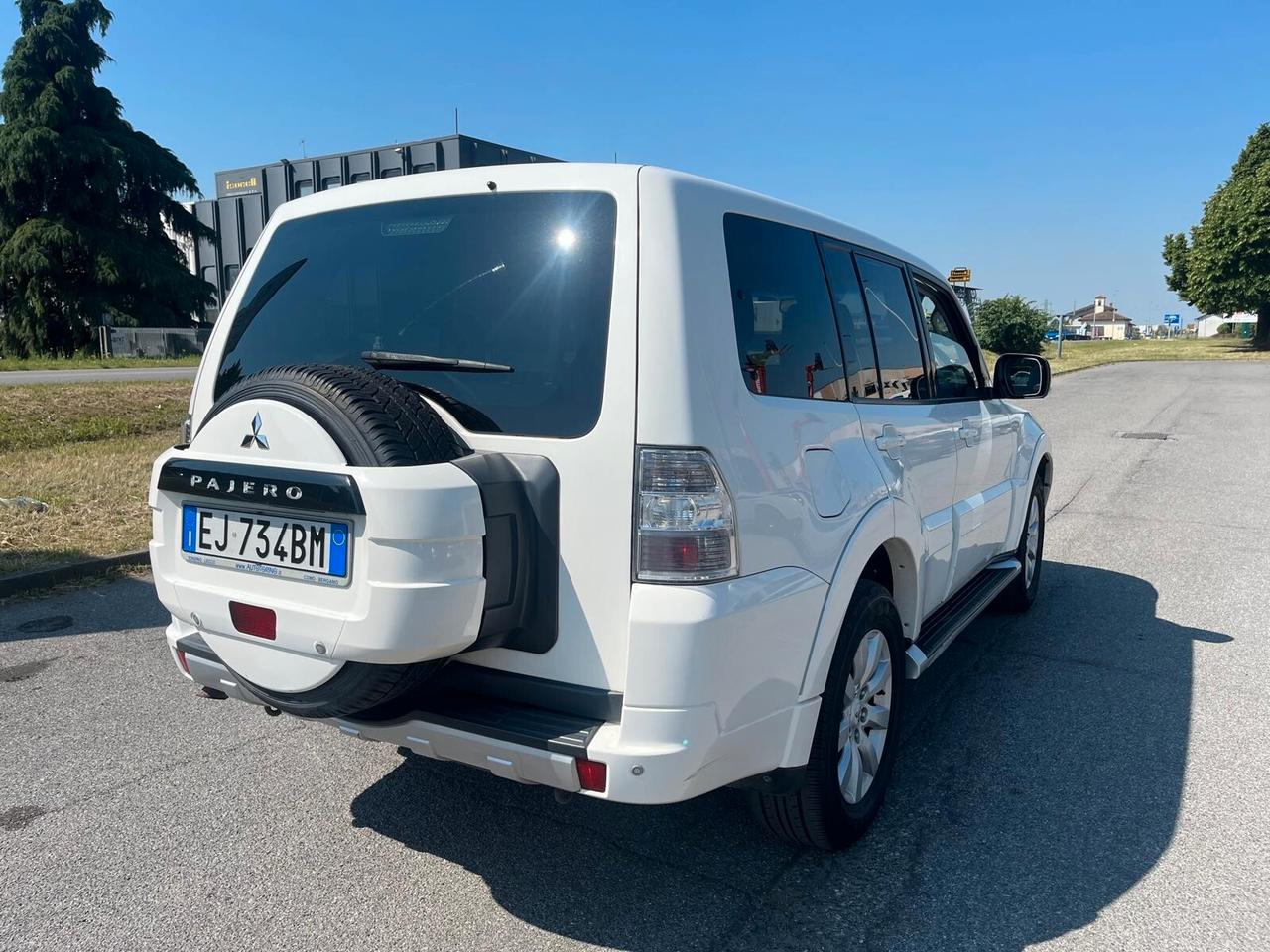 Mitsubishi Pajero 3.2 DI-D 16V 5p. Intense DPF