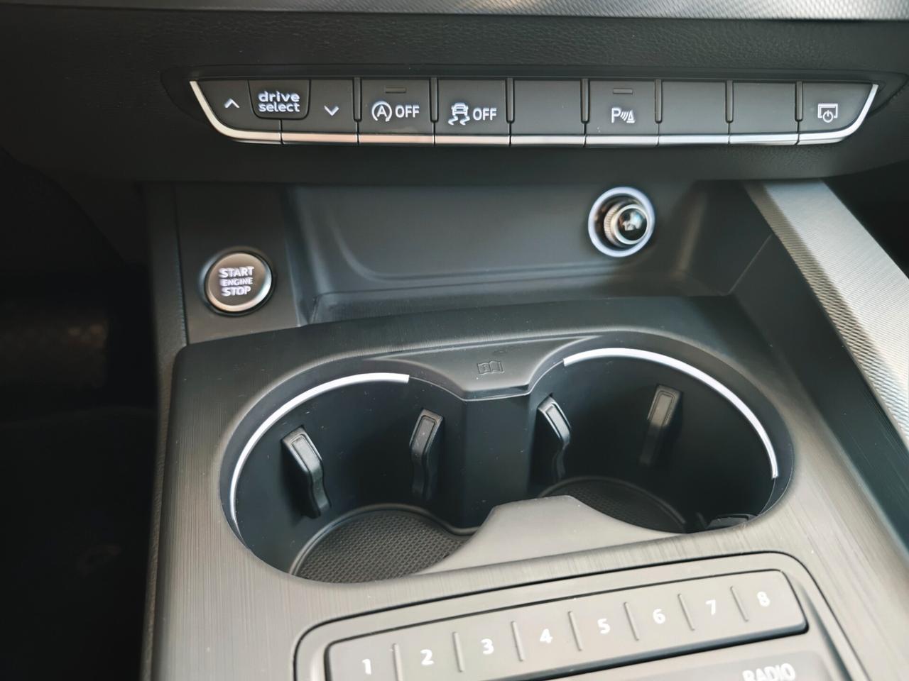 Audi A4 2.0 TDI 150 CV S tronic Business Sport COME NUOVA