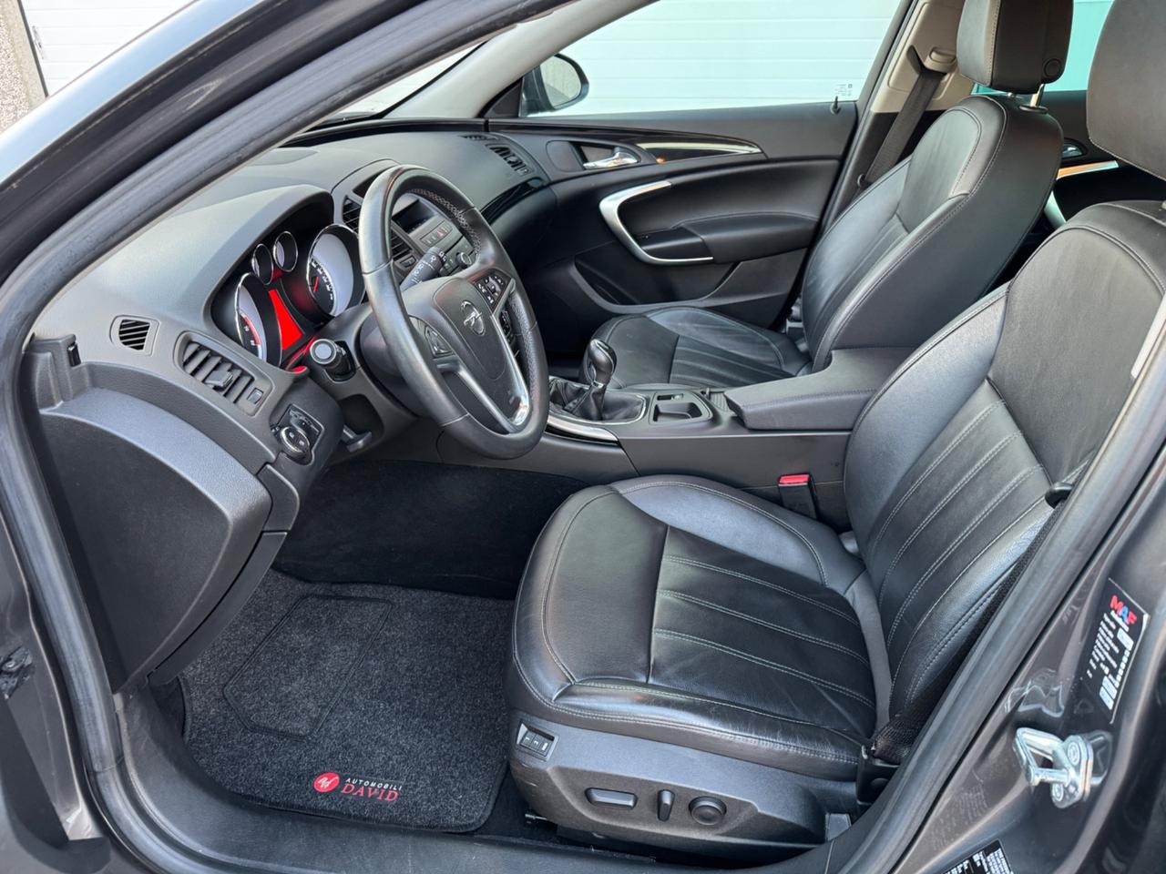 Opel Insignia 2.0 Turbo 4x4 Sports Tourer Cosmo