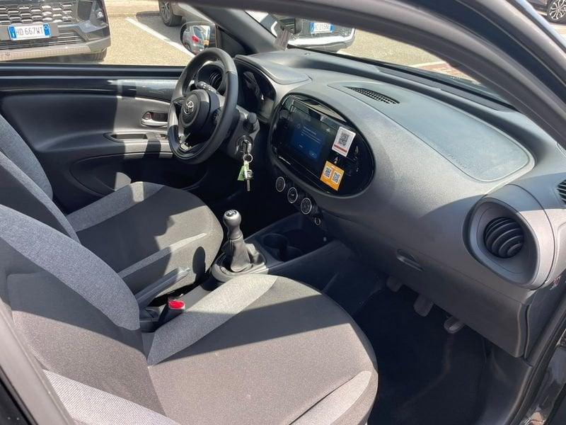 Toyota Aygo X 1.0B (72 CV) Active