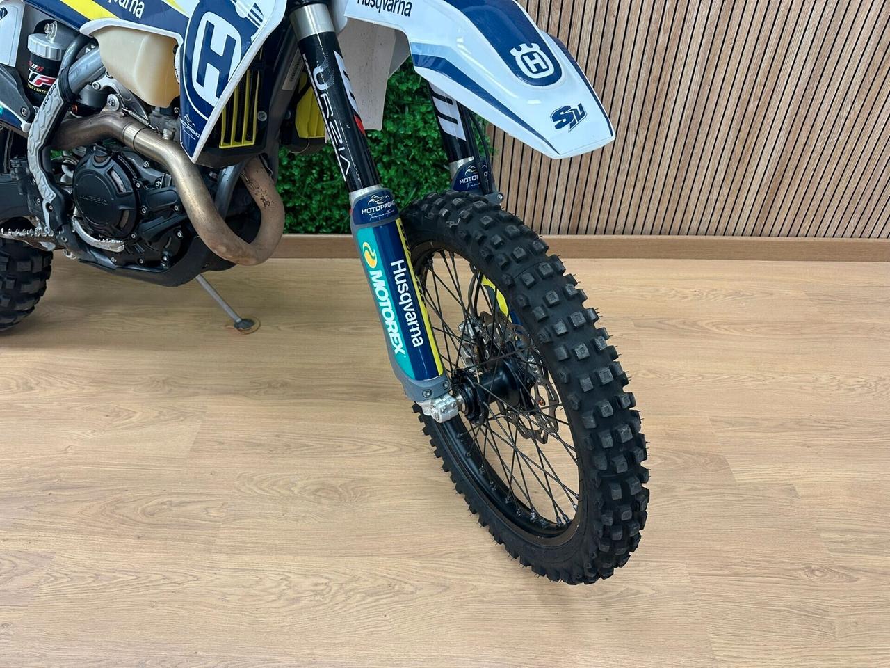 HUSQVARNA FC 450 FC450 2022 ENDURO DA 129€ AL MESE