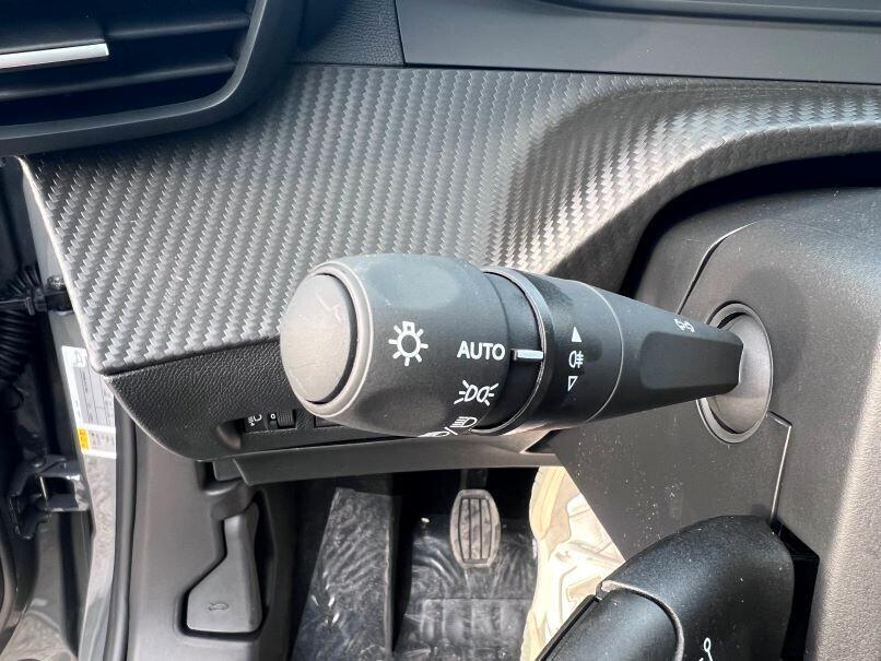 Peugeot 2008 PureTech 100 S&S Allure