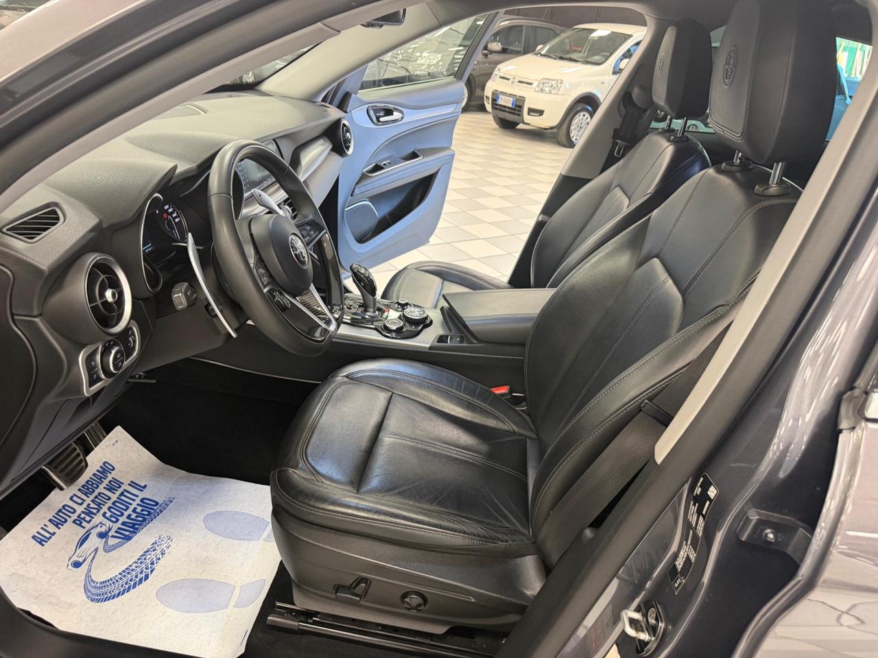 Alfa Romeo Stelvio 2.2 Turbodiesel 210 CV AT8 Q4 Super