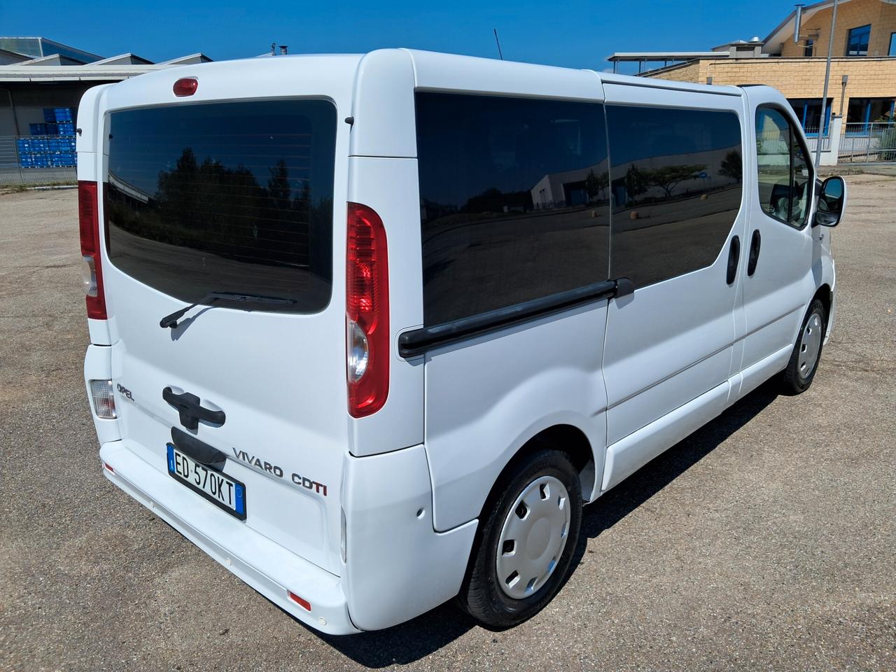 OPEL VIVARO 9 POSTI
