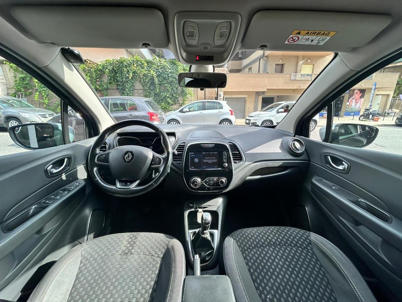 Renault Captur dCi 8V 110 CV Start&Stop Energy Initiale Paris