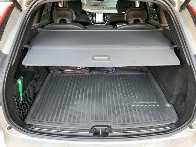 Volvo XC60 2.0 t6 recharge PLUG IN Inscription