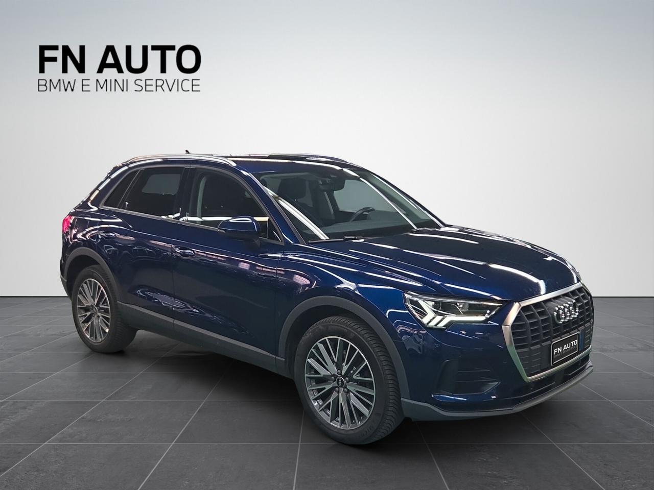 Audi Q3 45 TFSI e S tronic Business