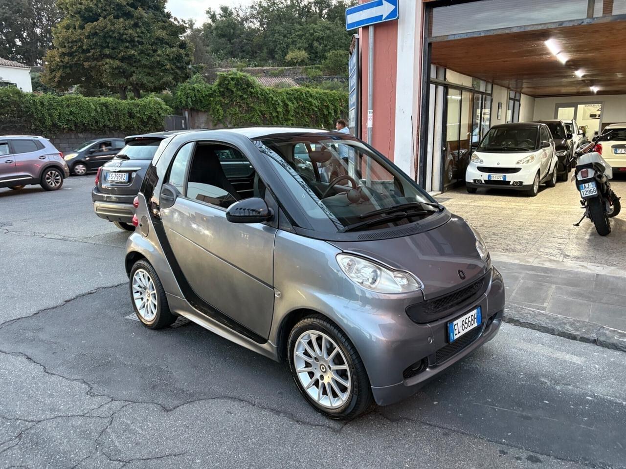 Smart ForTwo 800 40 kW coupé passion cdi 20