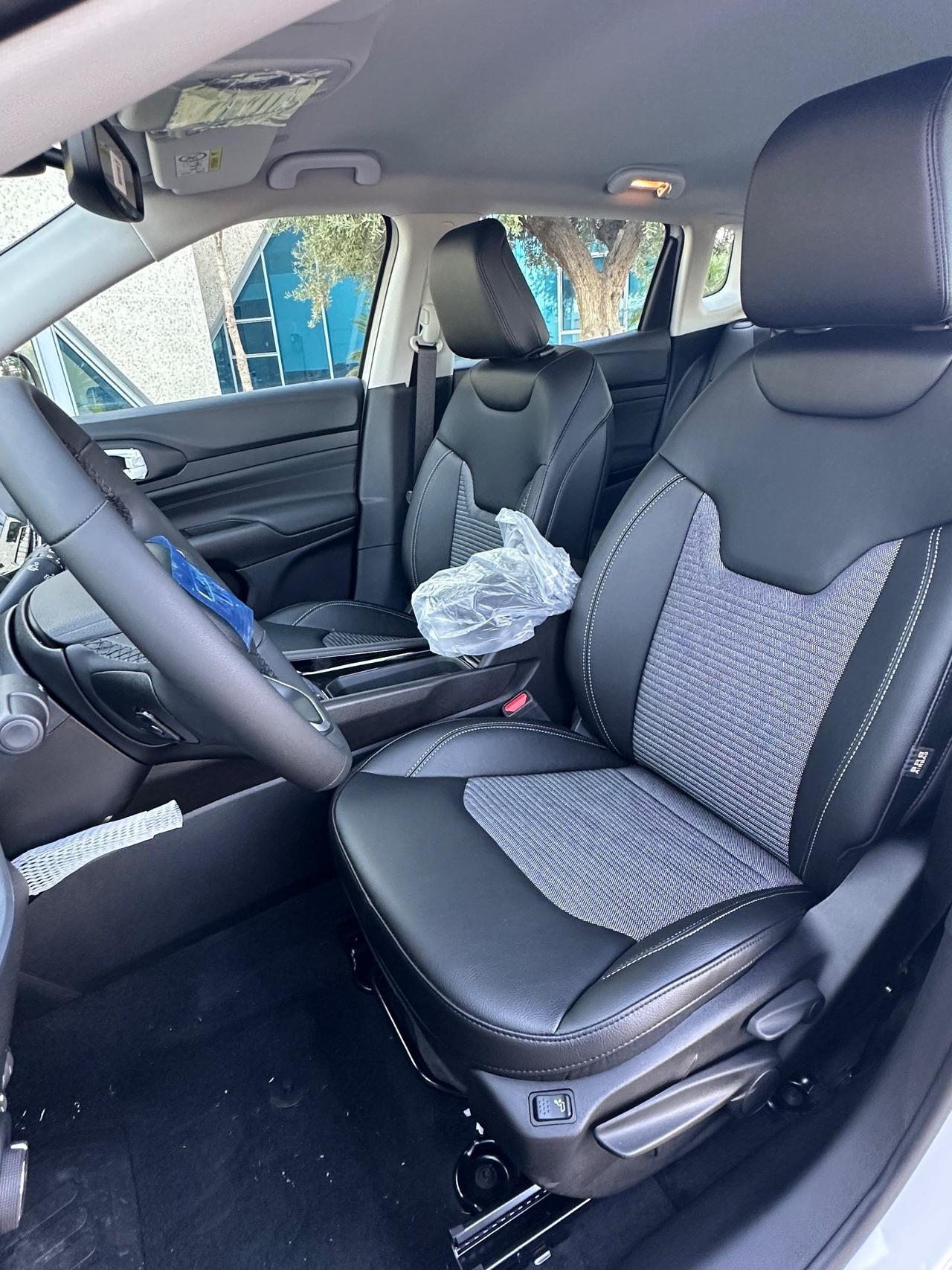 Jeep Compass Altitude 130cv offerta T-Stock prezzo imperdibile