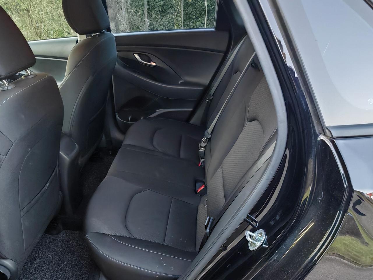 Hyundai i30 1.6 CRDi 5p. Incidentata/Sinistrata