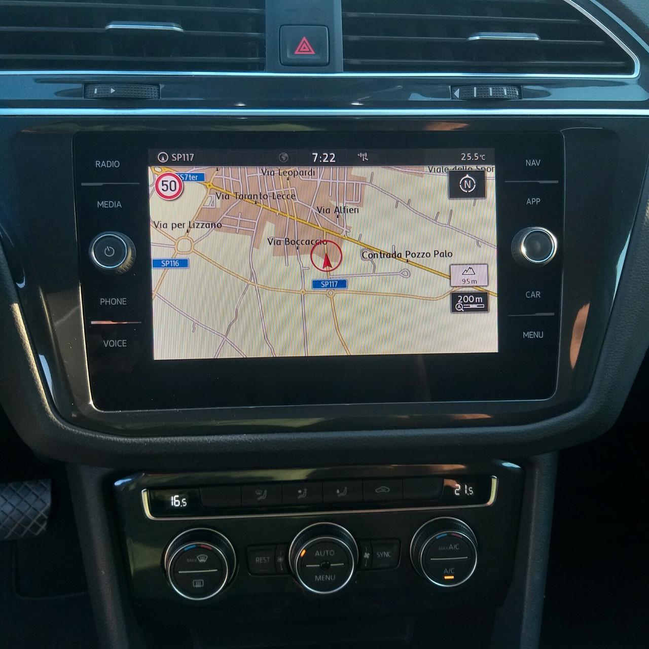 Volkswagen Tiguan 2.0 TDI SCR DSG Sport BlueMotion Technology