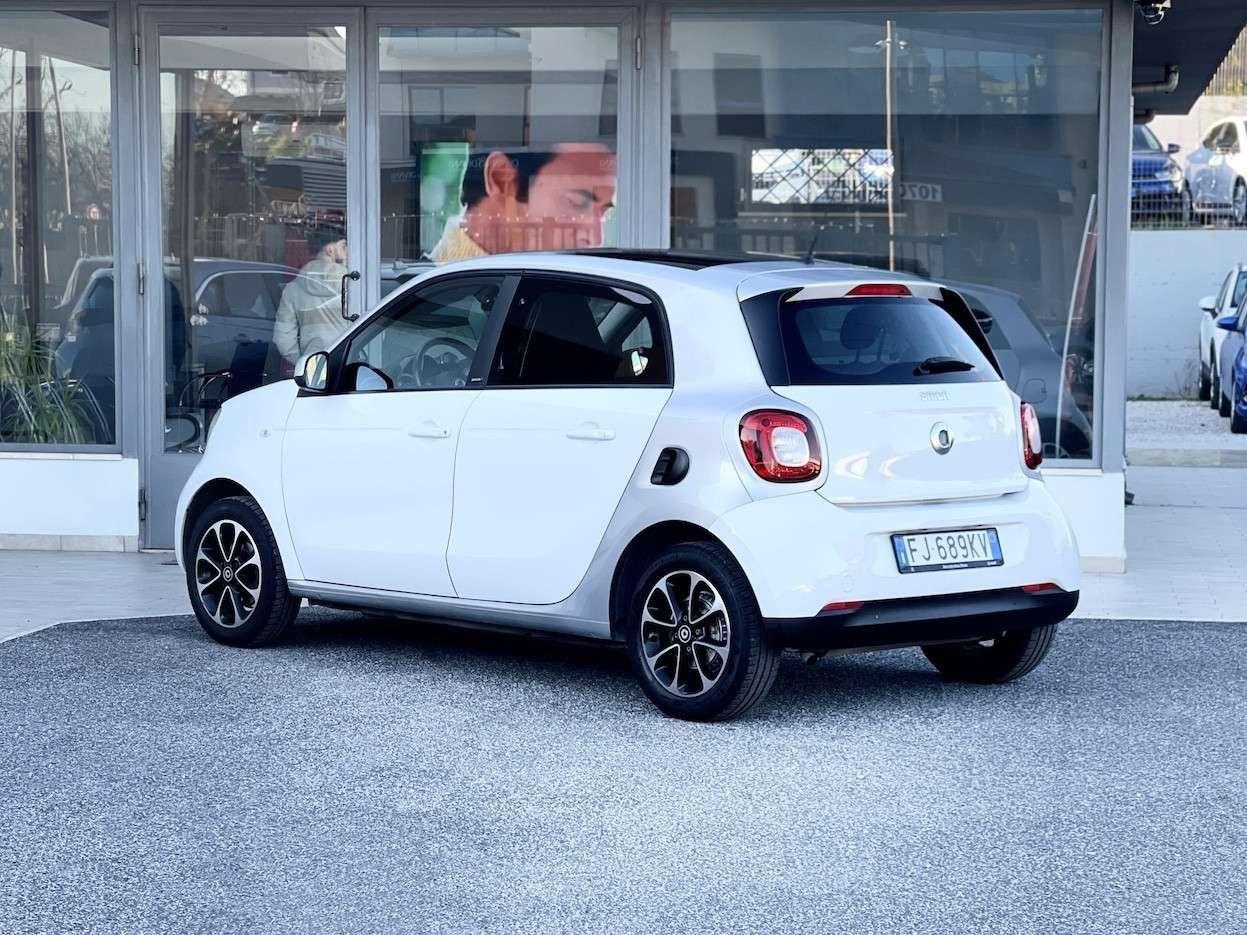 smart forFour 1.0 Benzina 71CV E6 Automatica Neo. - 2017