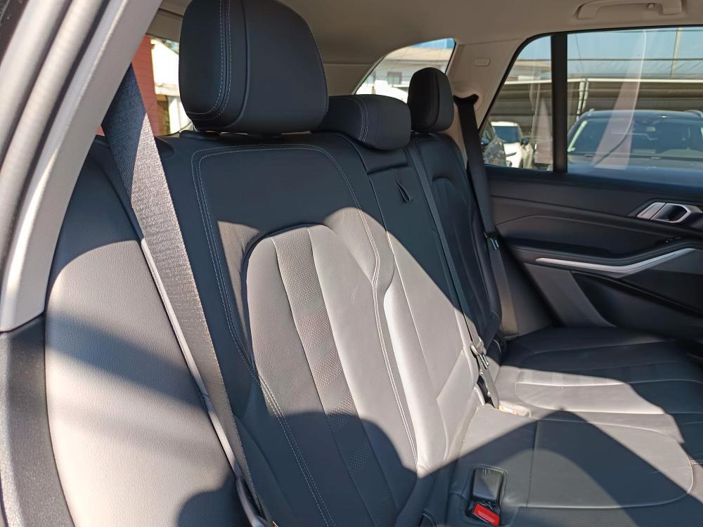 BMW X5 xdrive30d mhev 48V xLine auto