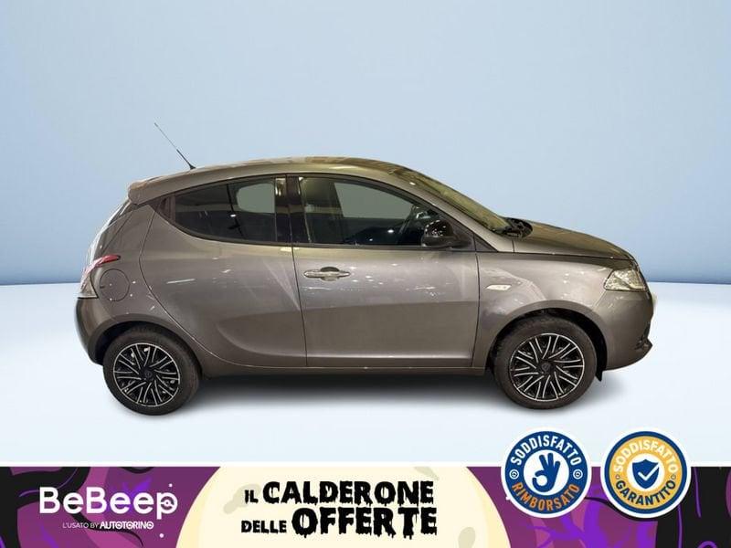 Lancia Ypsilon 1.2 GOLD 69CV MY16