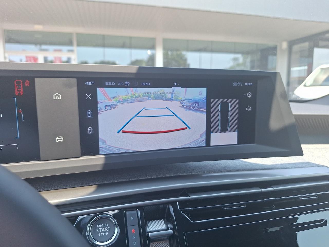 PEUGEOT Nuovo 5008 Hybrid 145 e-DCS6 ALLURE