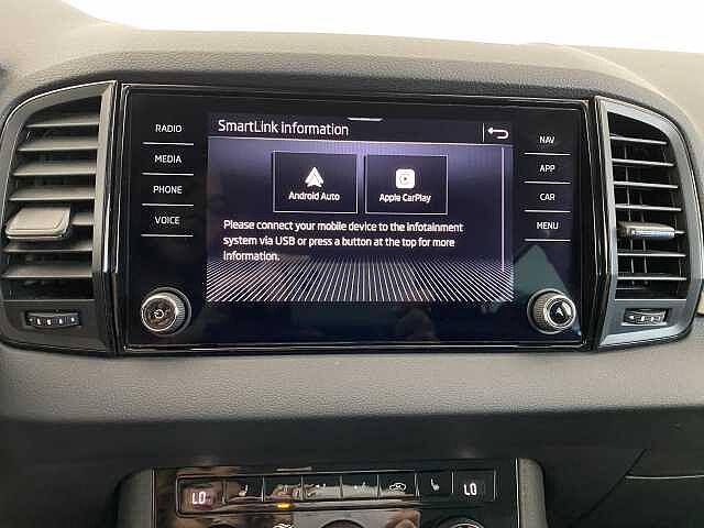 SKODA Karoq 1.5 TSI ACT DSG Executive