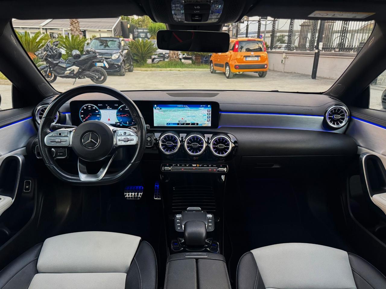 Mercedes-Benz CLA 200 d Cpe Premium AMG TETTO