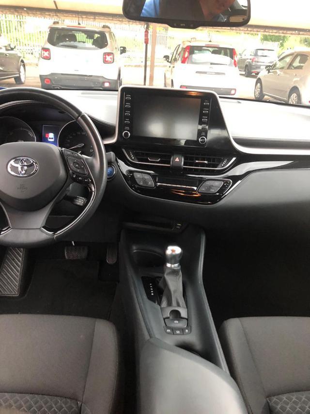 TOYOTA C-HR 1.8 Hybrid E-CVT Lounge