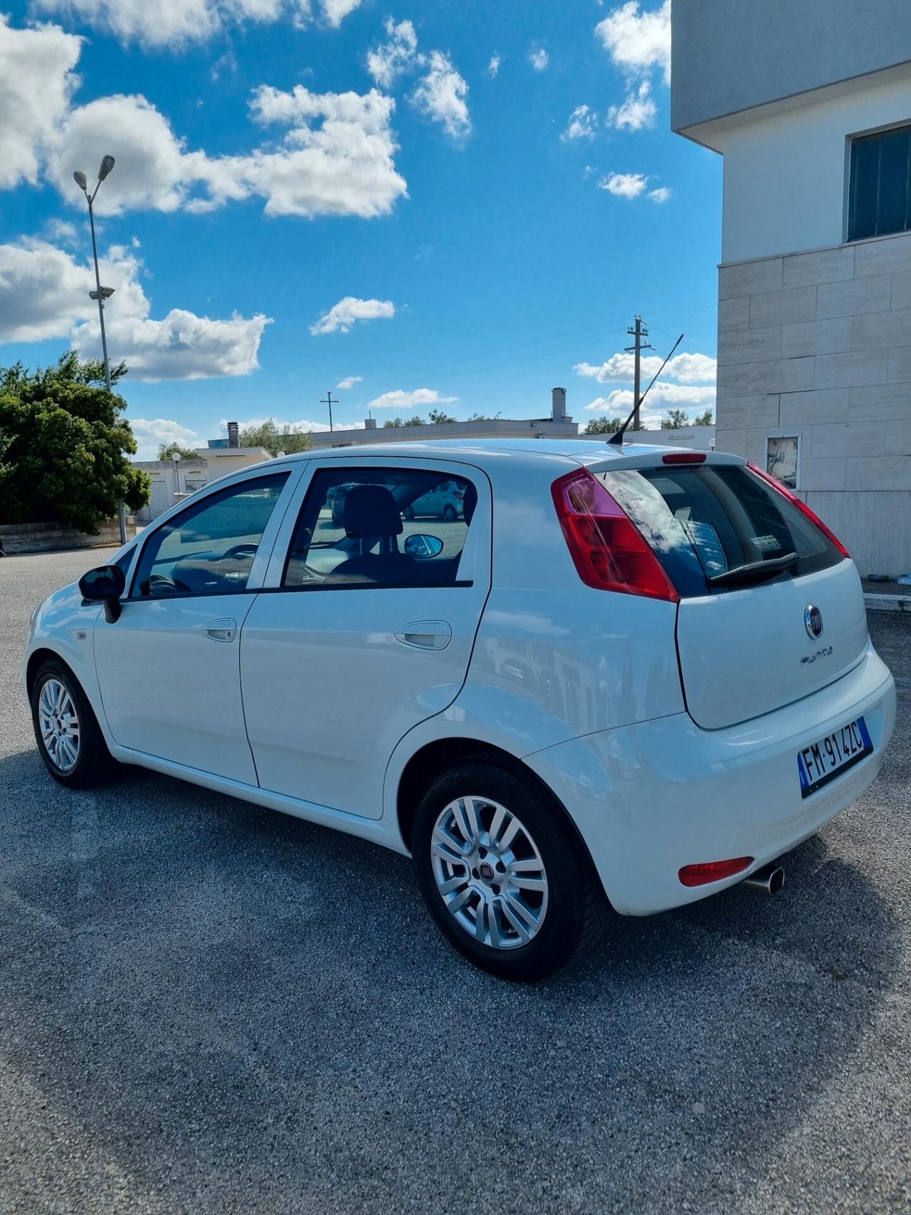 Fiat Punto 1.3 MJT II S&S 95 CV 5 porte Street