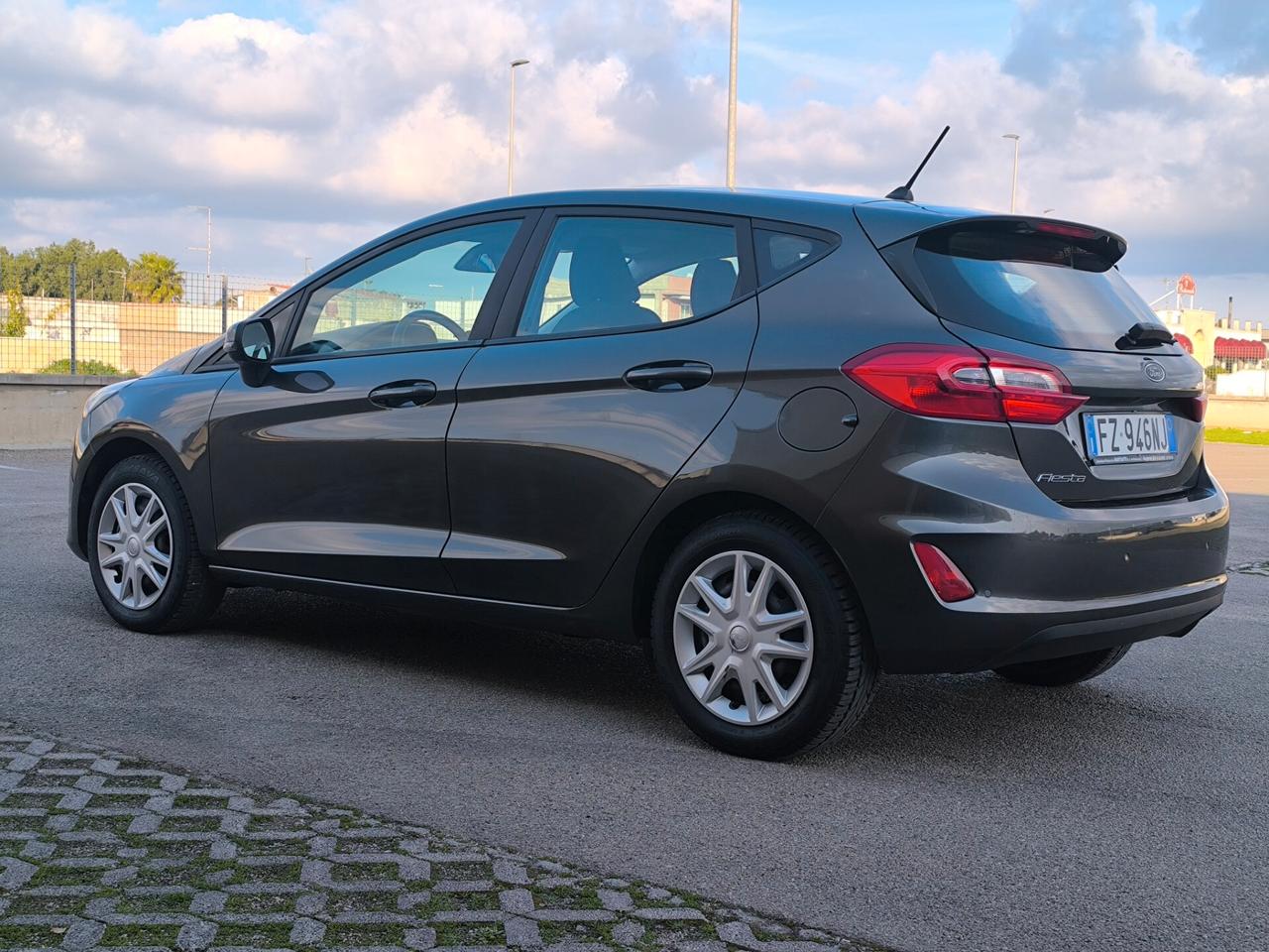 FORD FIESTA GPL CASA MADRE 11/2019 KM 95.000 1 PROPRIETARIO