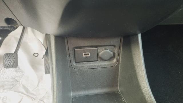 OPEL Karl Rocks 1.0 73 CV