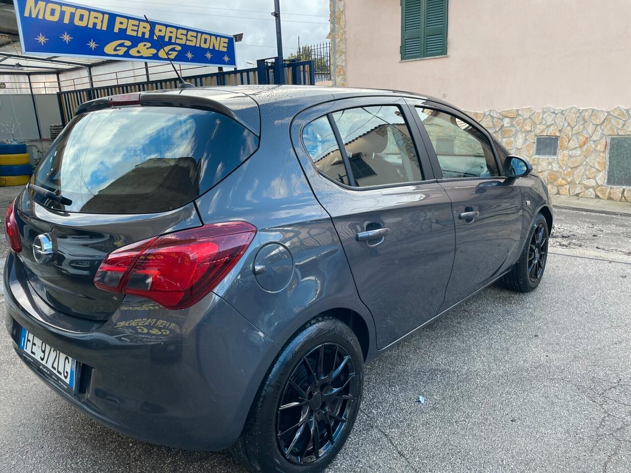 Opel Corsa 1.4 90CV GPL Tech 5 porte Cosmo