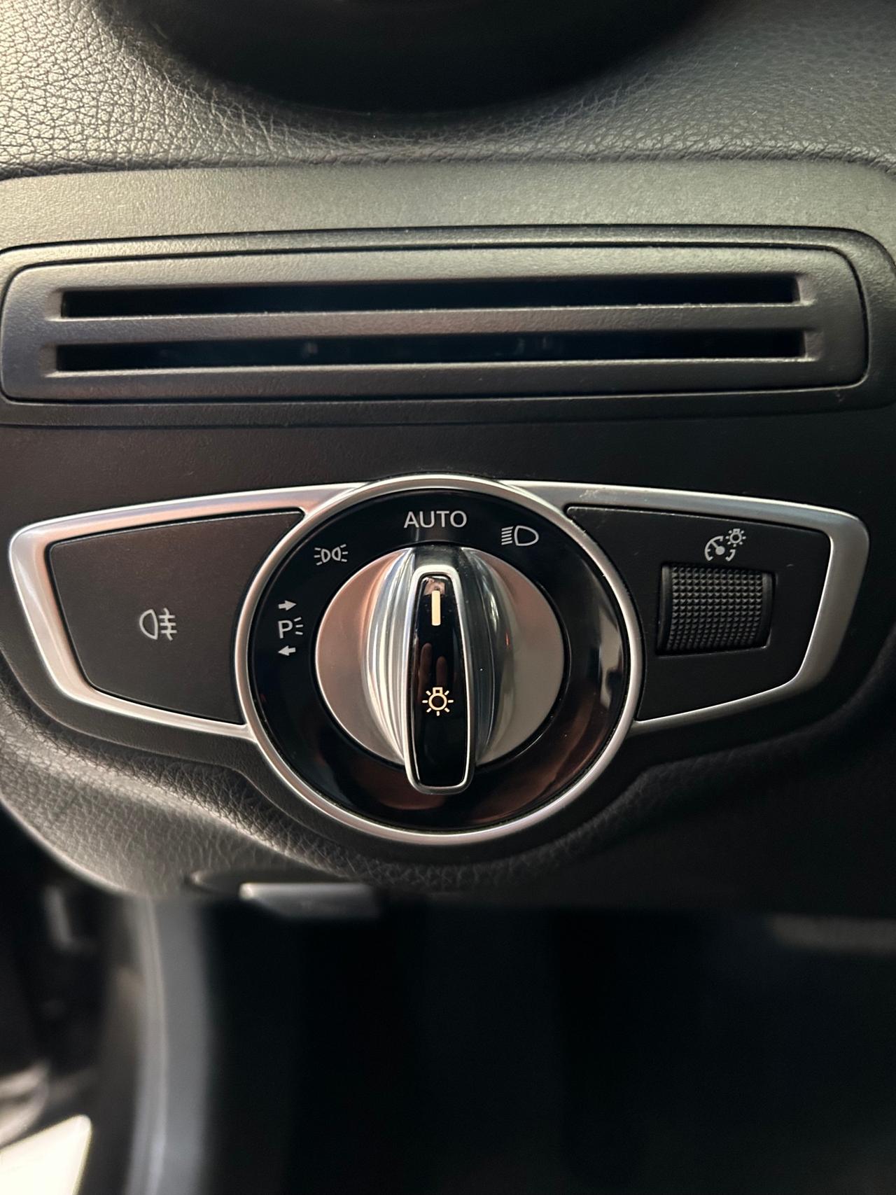 Mercedes-benz C 200 S.W. Auto Premium