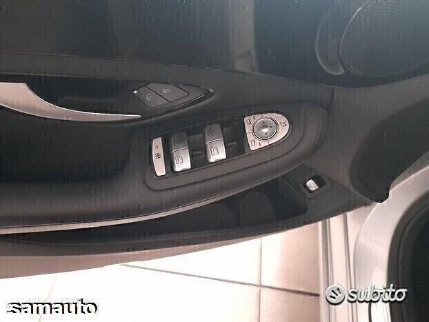 MERCEDES-BENZ C 220 D S.W. AUTO Business