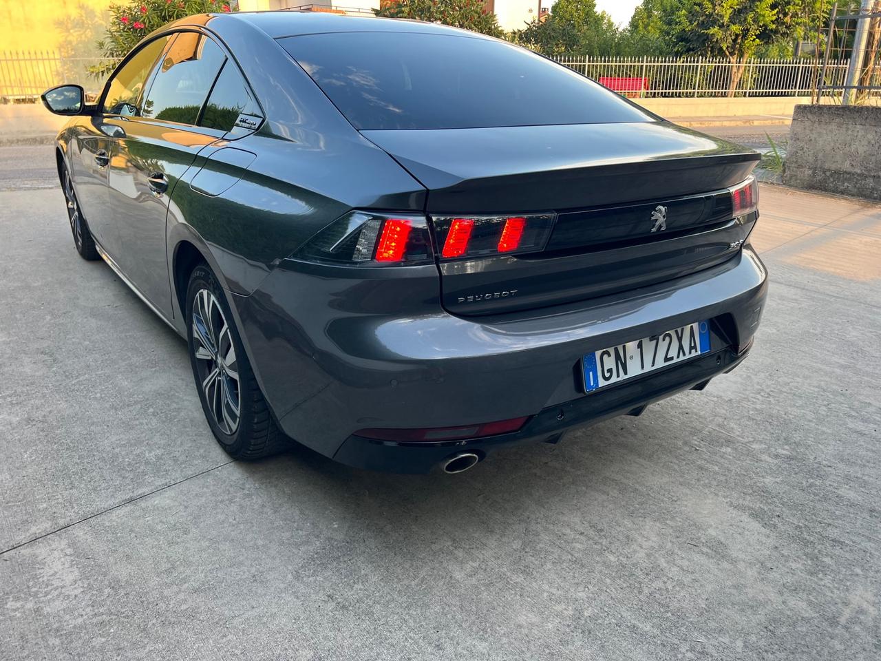 Peugeot 508 Plug-in Hybrid 225 e-EAT8 Allure