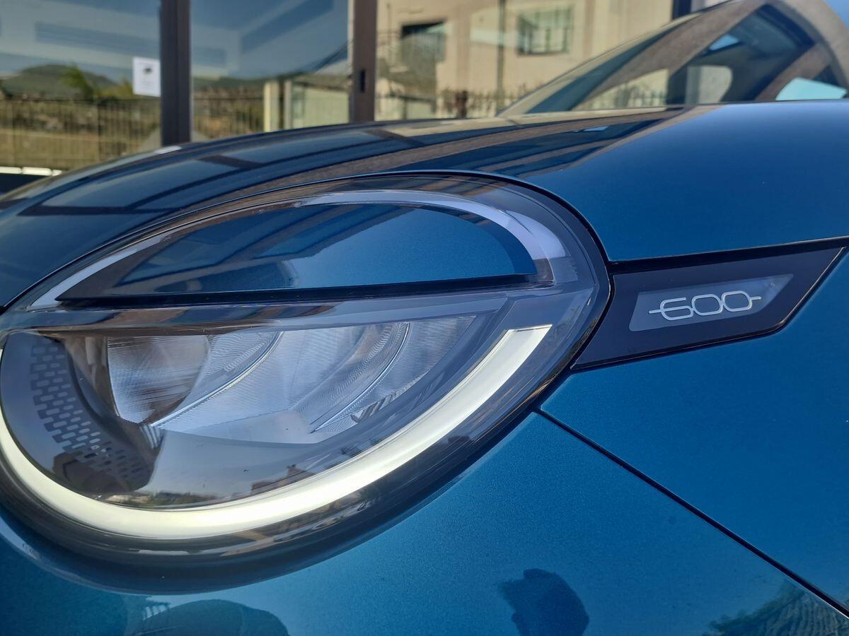 FIAT 600 1.2 MILD - HYBRID DCT