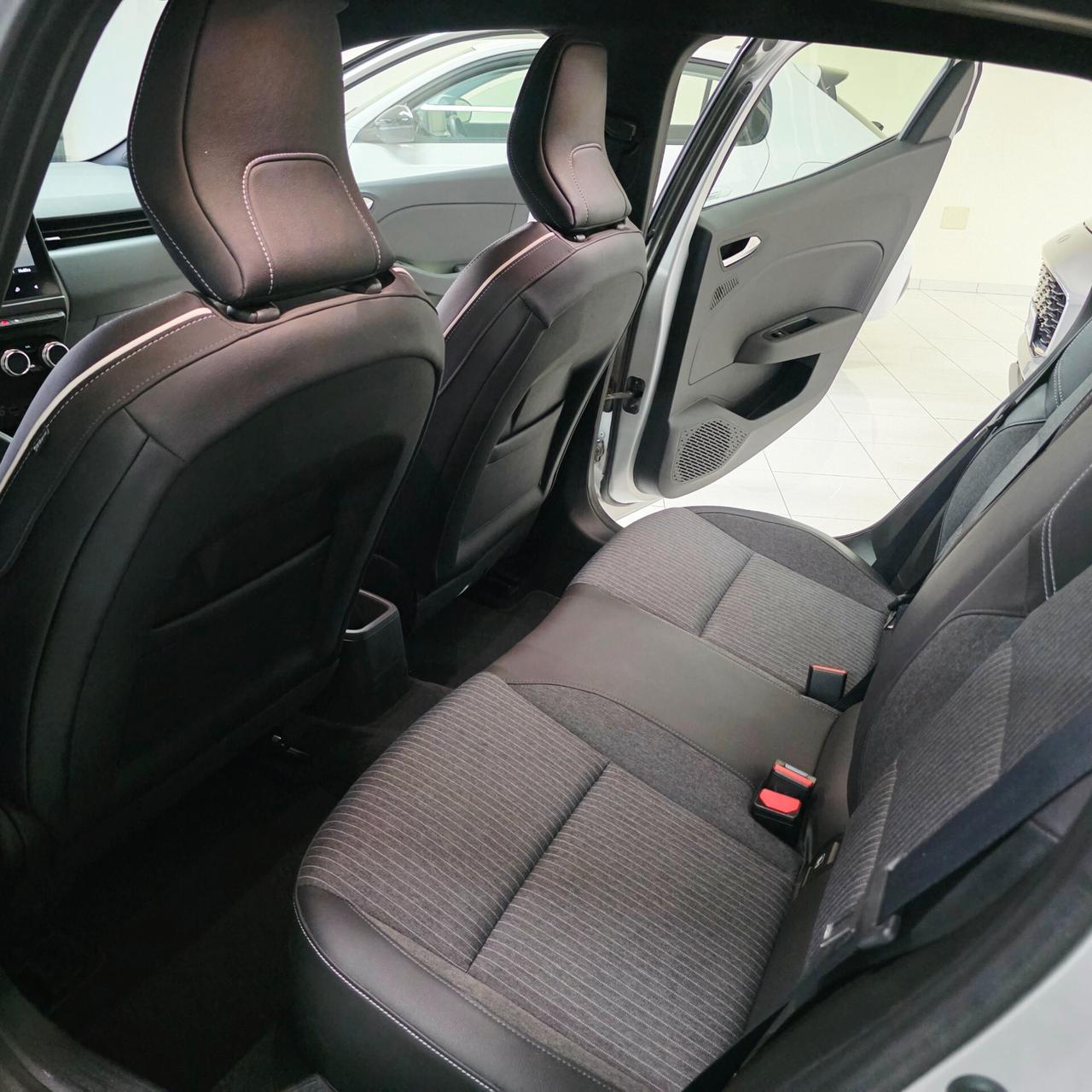 Renault Clio TCe 90 CV 5 porte Equilibre AZIENDALE