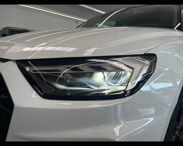 AUDI A1 SPB 30 TFSI S tronic Identity Black