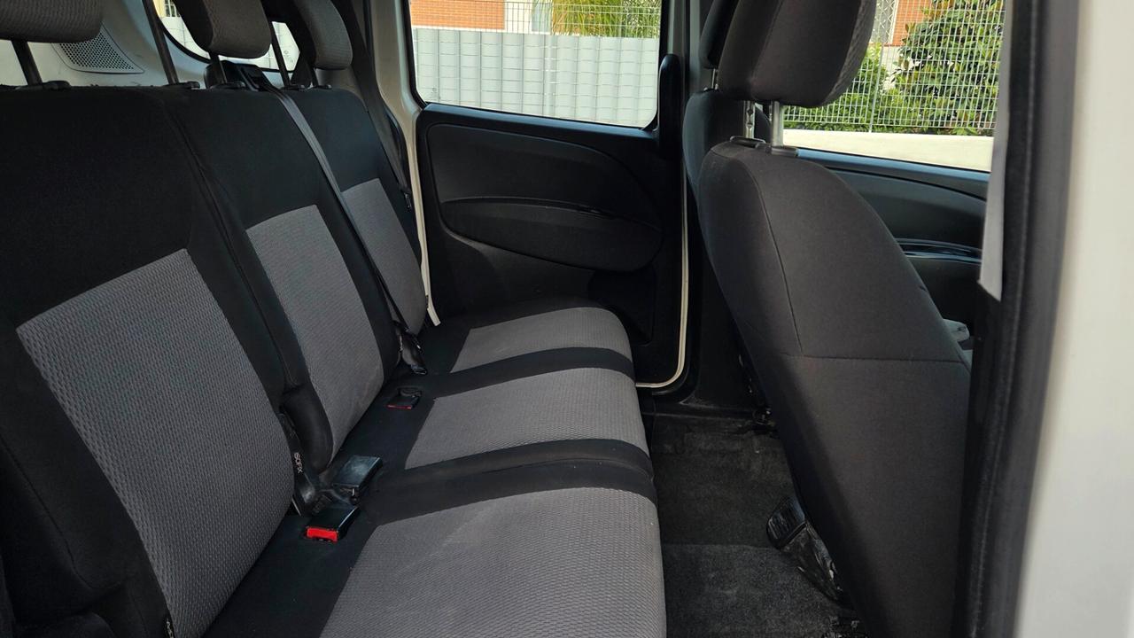 Fiat Doblo 1.6 MJT 5 posti N1