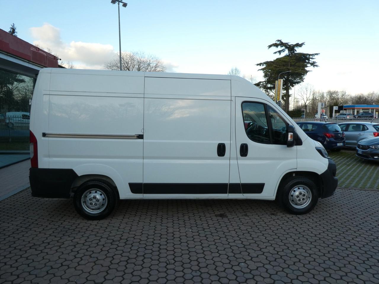 Peugeot Boxer 330 2.2 BlueHDi €12500 PIU IVA