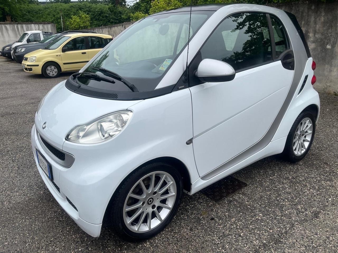Smart for two 1.0 mhd - passion/navi -2012