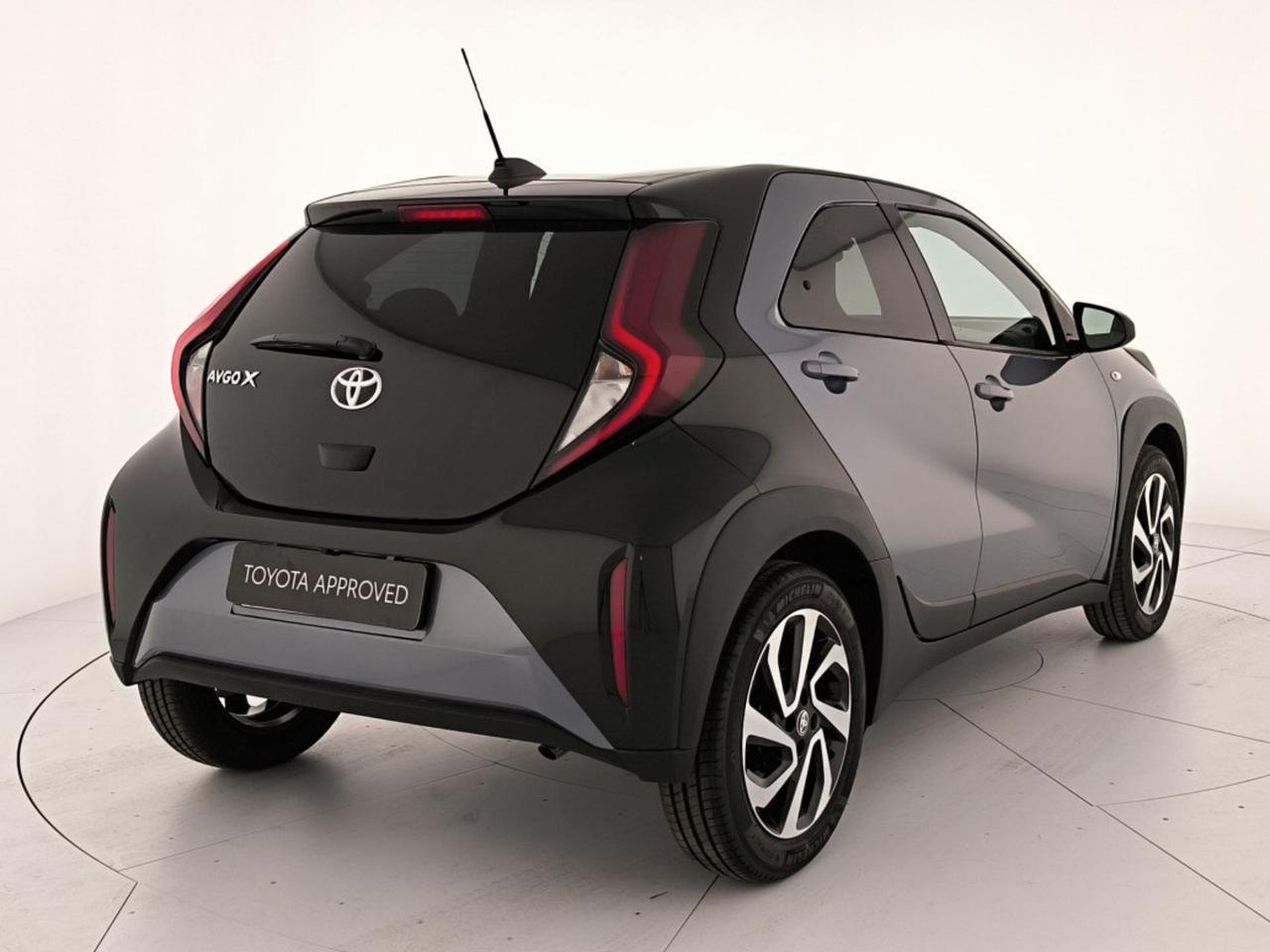 Toyota Aygo x 1.0 trend 72cv