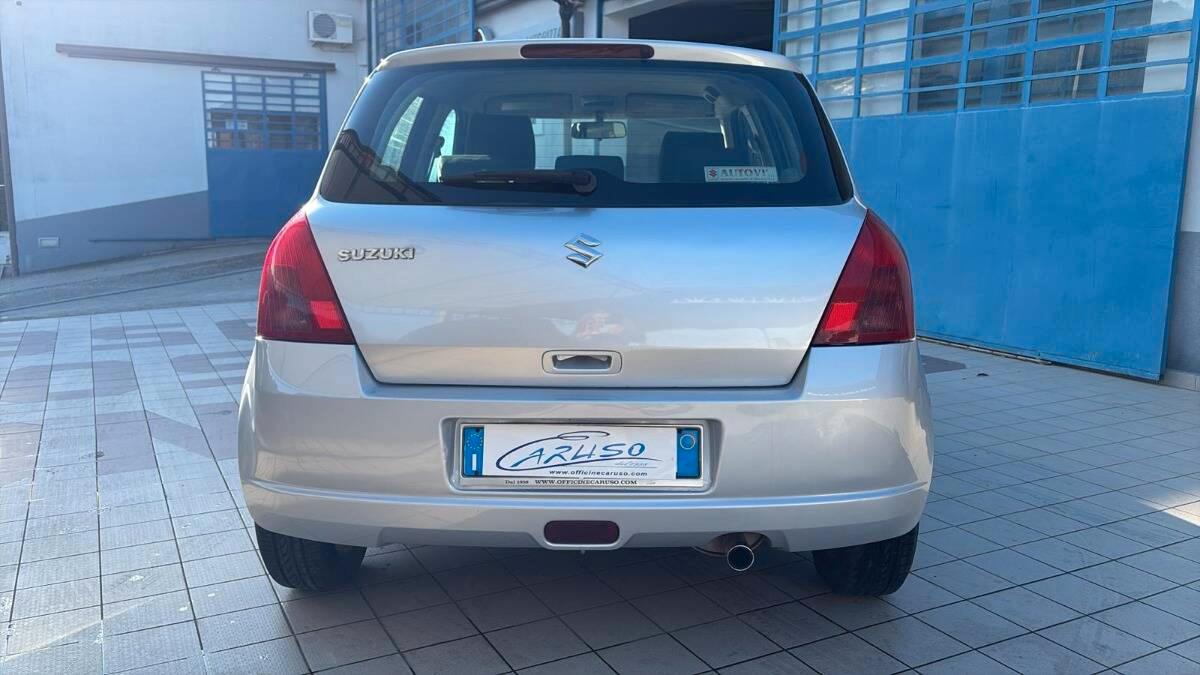 Suzuki Swift 1.3 ddis GLX 5p
