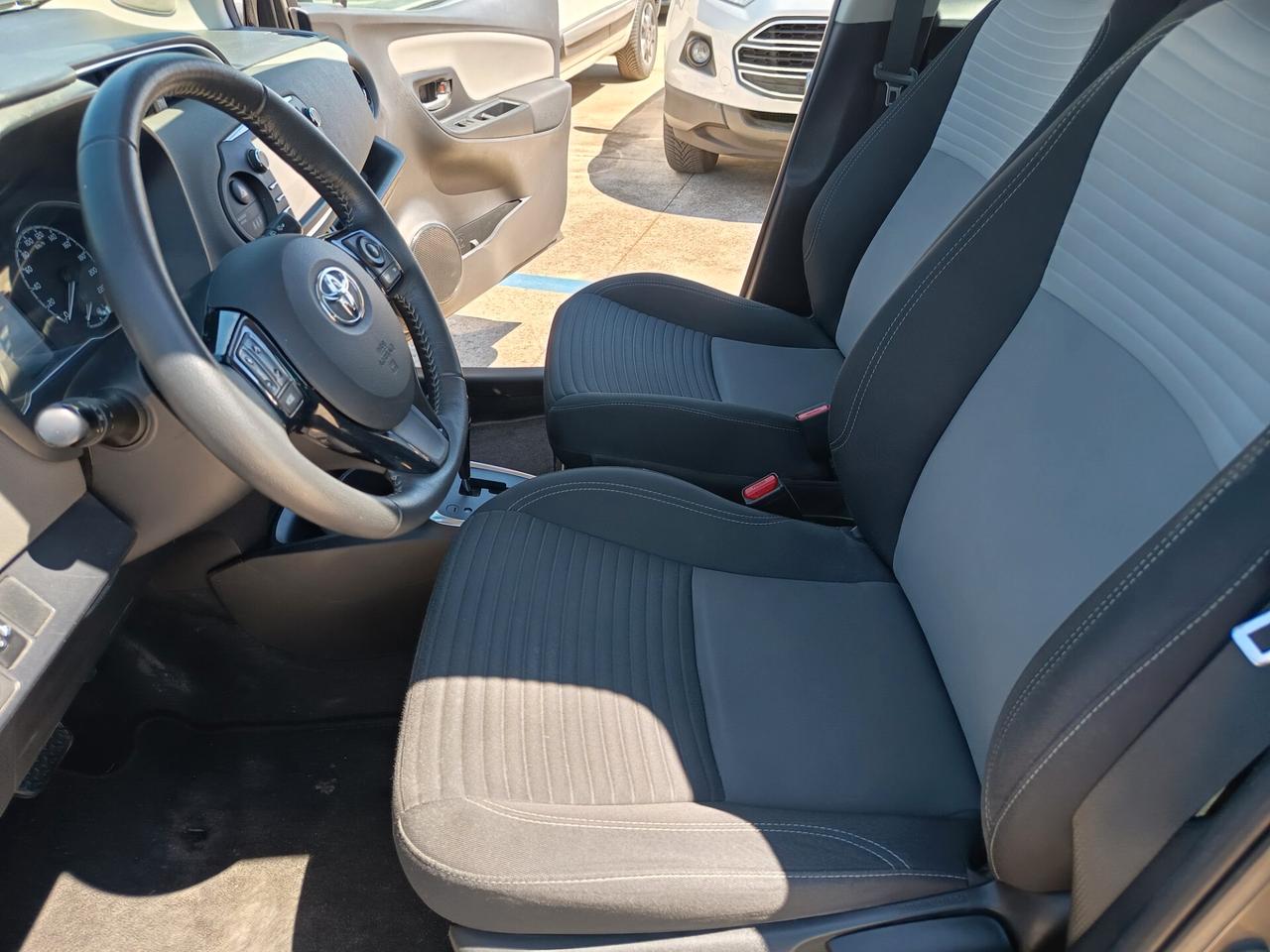 Toyota Yaris 1.5 Hybrid 5 porte Active