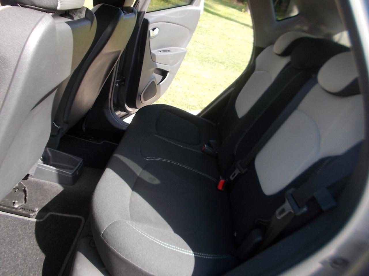 Renault Captur 1.5 dCi 90cv *FULL OPT.* da VETRINA