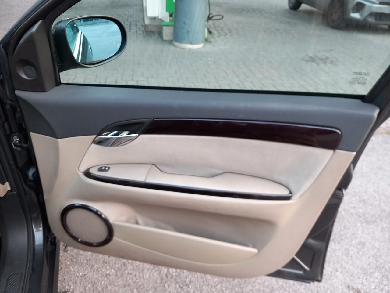 Fiat Croma 1.9 Multijet 16V Must