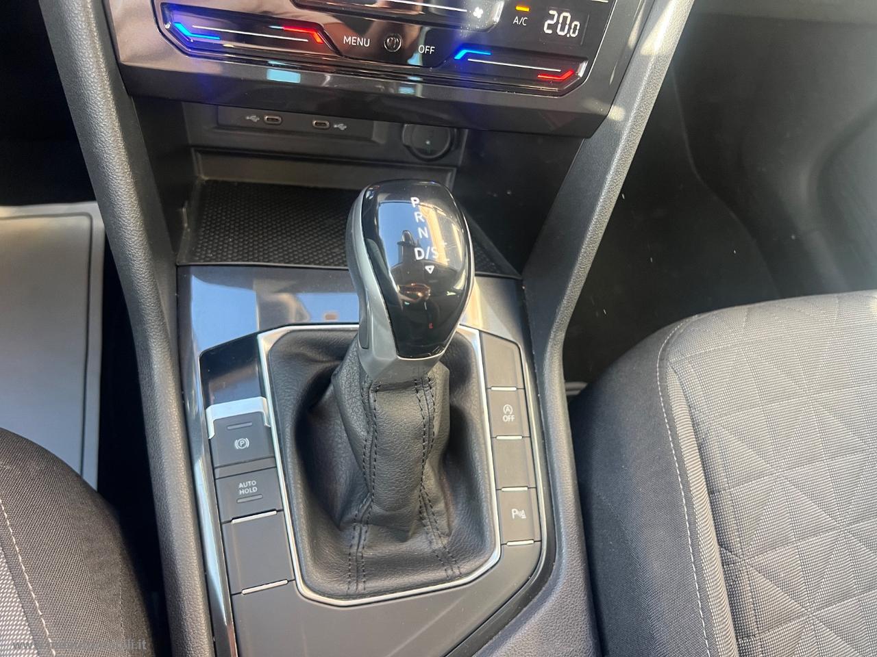 VOLKSWAGEN Tiguan 2.0 TDI 150CV SCR DSG Life IVA ESPOSTA