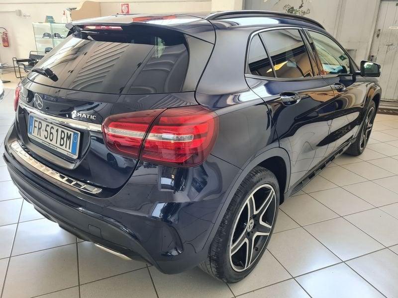 Mercedes-Benz GLA GLA 200 d Automatic 4Matic Premium!CARPLAY!PDC!LED!NAVI!