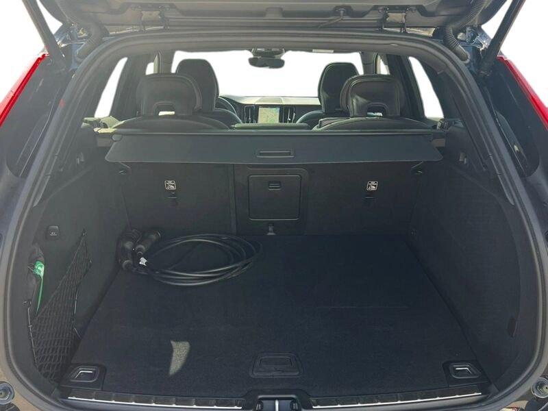 Volvo XC60 Recharge T6 253+145 CV Plug-in hybrid AWD Automatico Ultra Black Edition