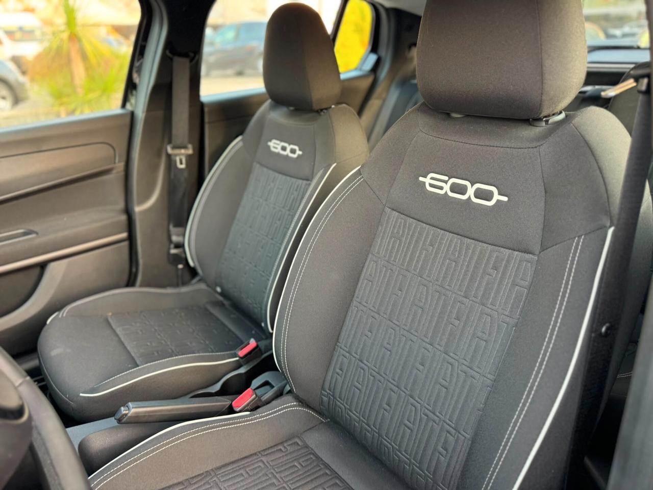 Fiat 600 Hybrid 100 CV DCT MHEV