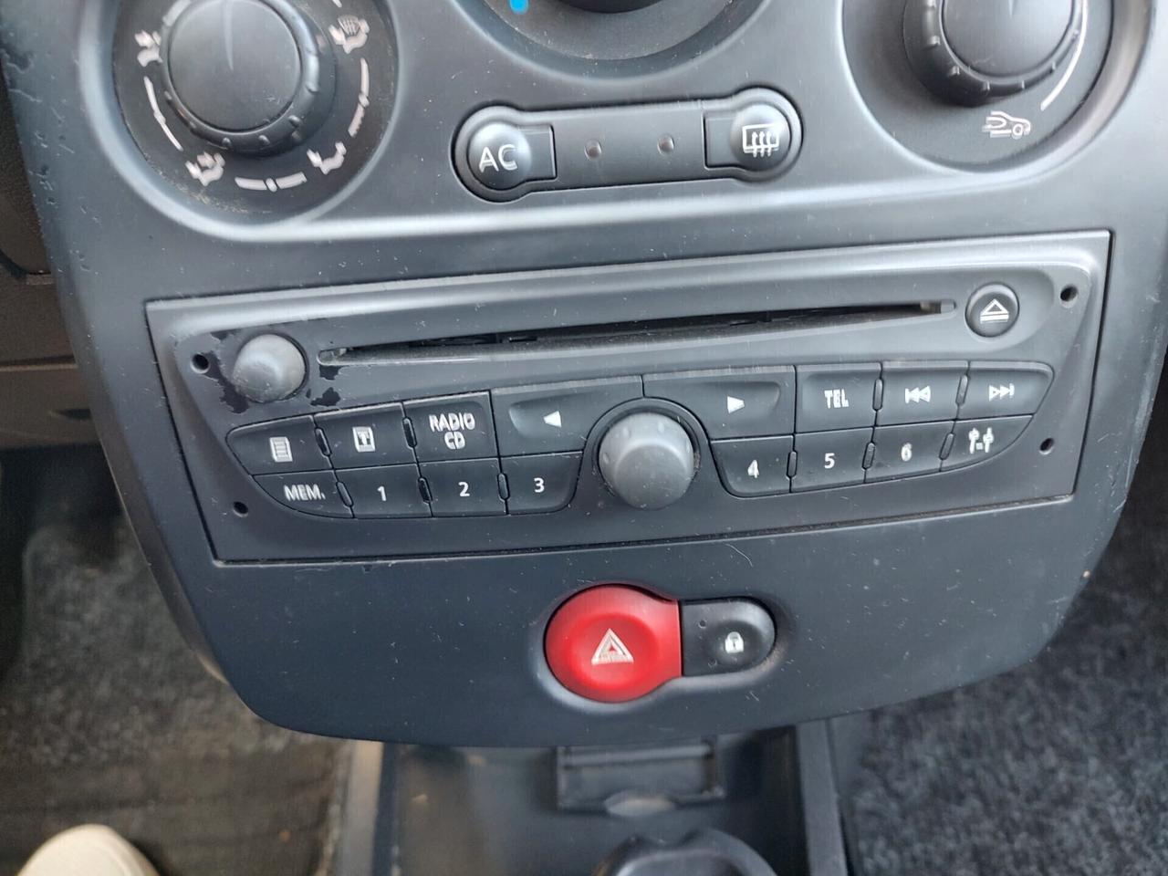 Renault Clio 1.2 16V 5 porte GPL Confort, OK NEOPATENTATI