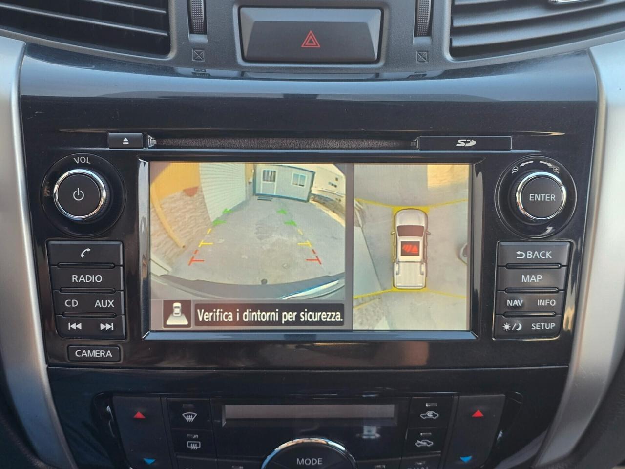 Nissan Navara 2.3 dCi 190cv