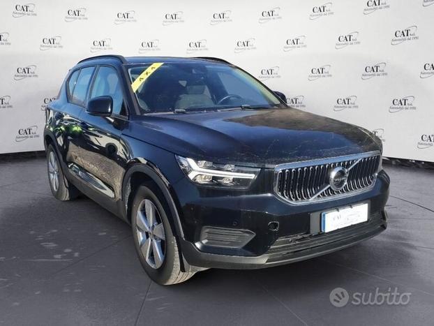 Volvo XC40 D4 AWD Geartronic Momentum