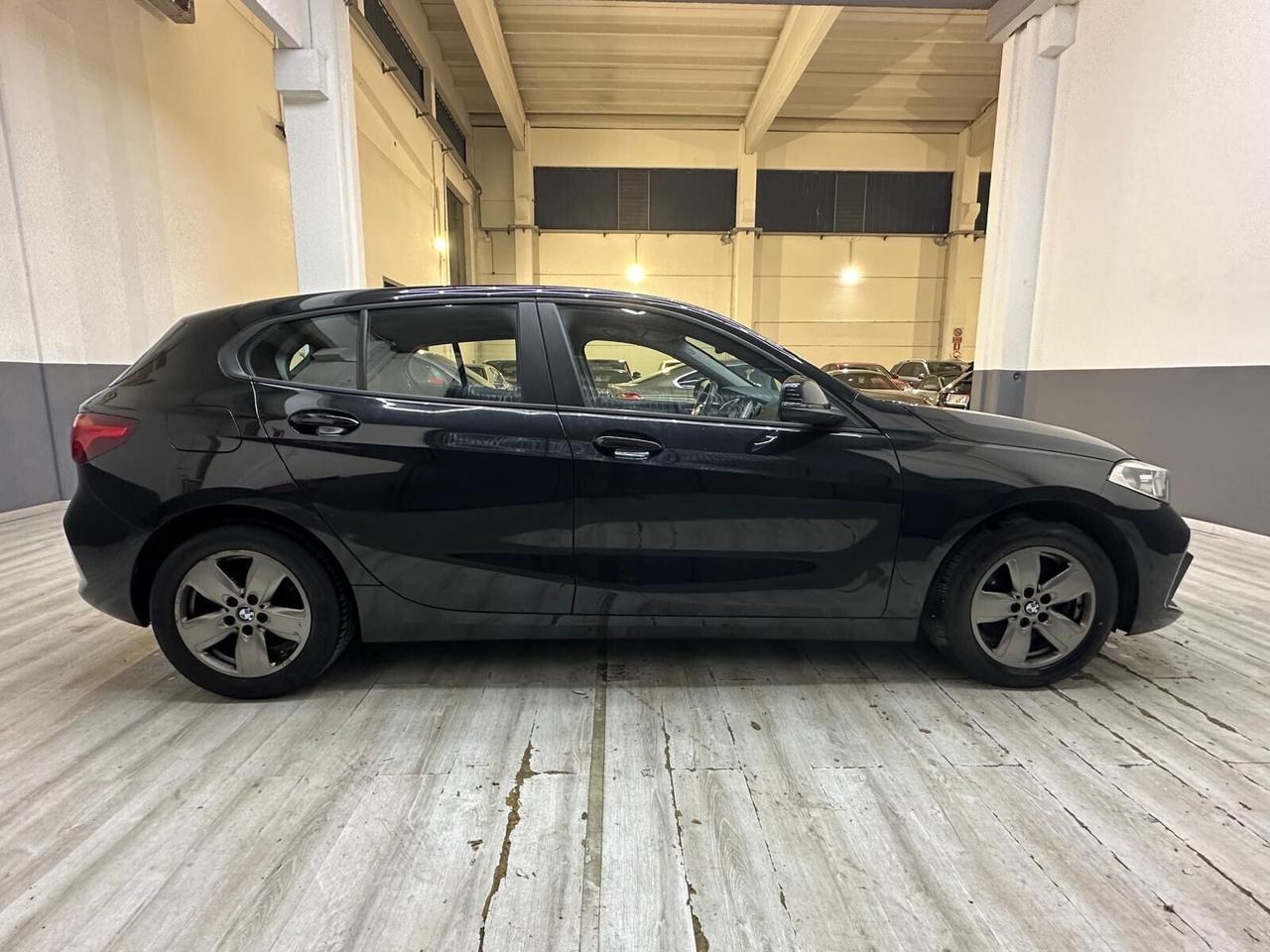 Bmw 116d 5p. Business